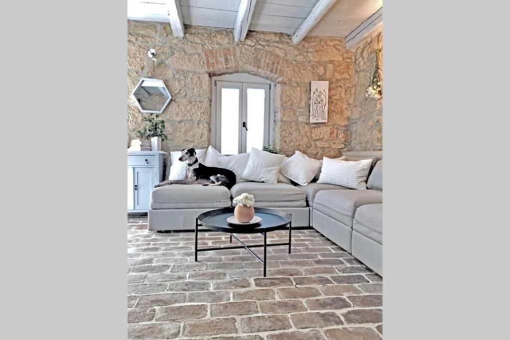 Ferienhaus Villa Alisia, Wunderschoenes Natursteinhaus Bei Porec, Istrien, Kroatien Vranje Selo Exteriör bild